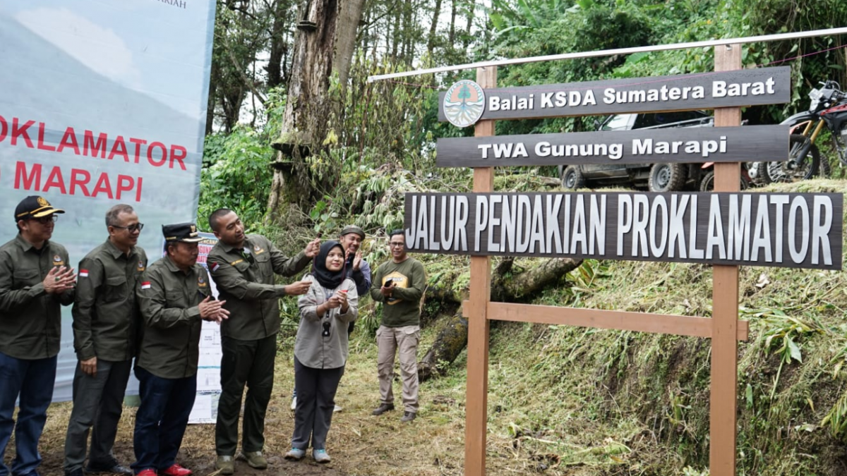 Gunung Marapi Resmi Miliki Jalur Pendakian Proklamator