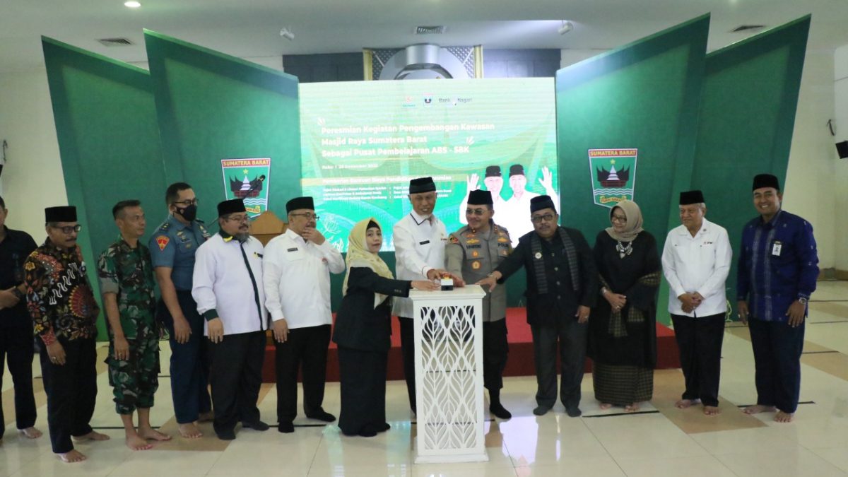 Masjid Raya Sumbar Akan Jadi Pusat Wisata Syariah