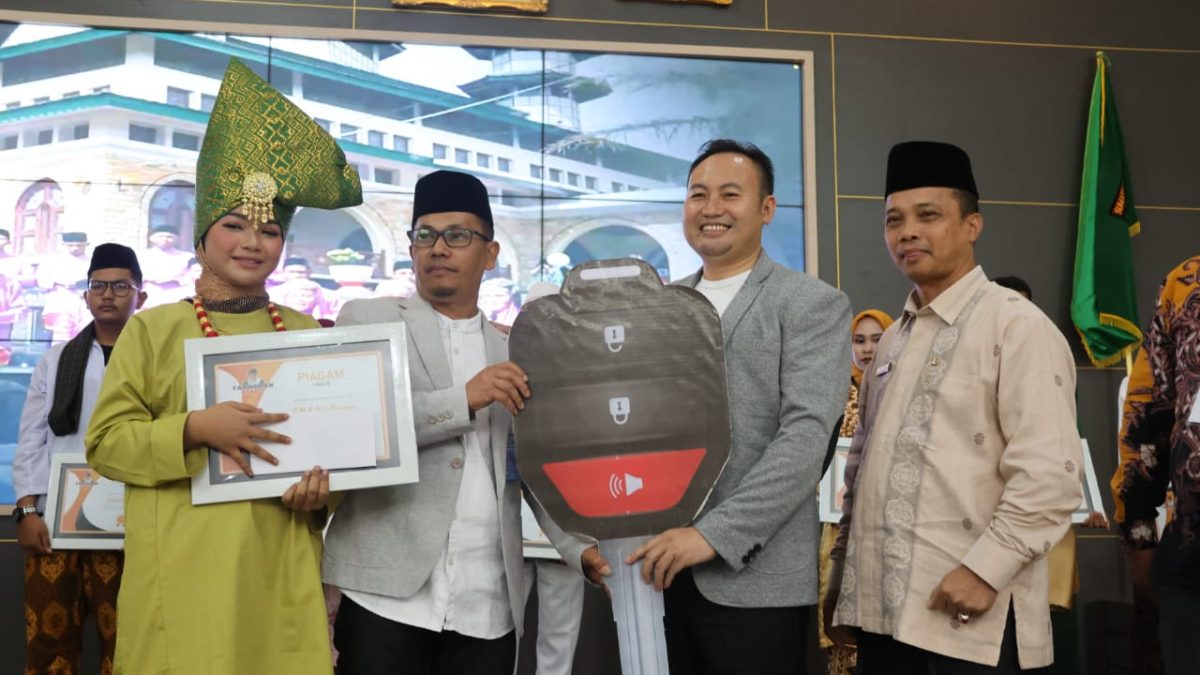 SMKN 1 Painan Juarai Lomba Lagu ‘Panggilan Jihad’ Karya Buya Hamka Tingkat SMA Se Sumatera Barat