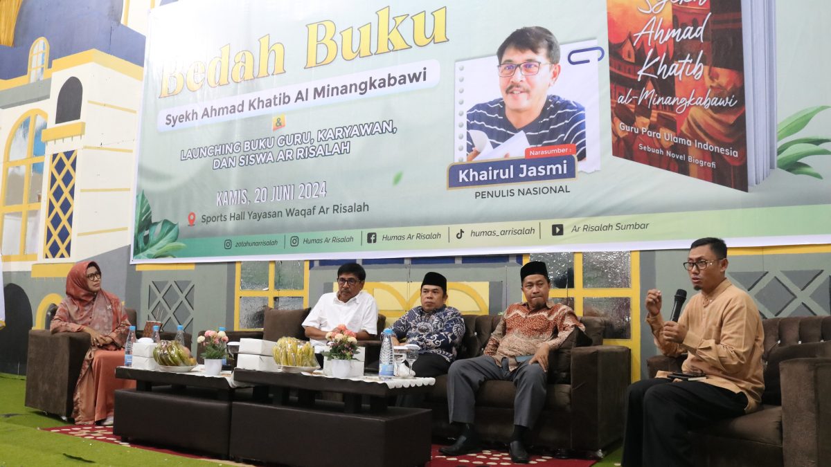 Bedah Buku Syekh Ahmad Khatib Al-Minangkabawi Karya Khairul Jasmi Meriahkan Semarak 20 Tahun Ar Risalah