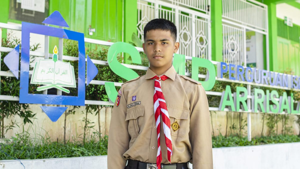 Siswa SMP Ar Risalah Raih Medali Emas Tolak Peluru O2SN Kota Padang